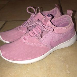 Nike Women’s Juvenate Size 8